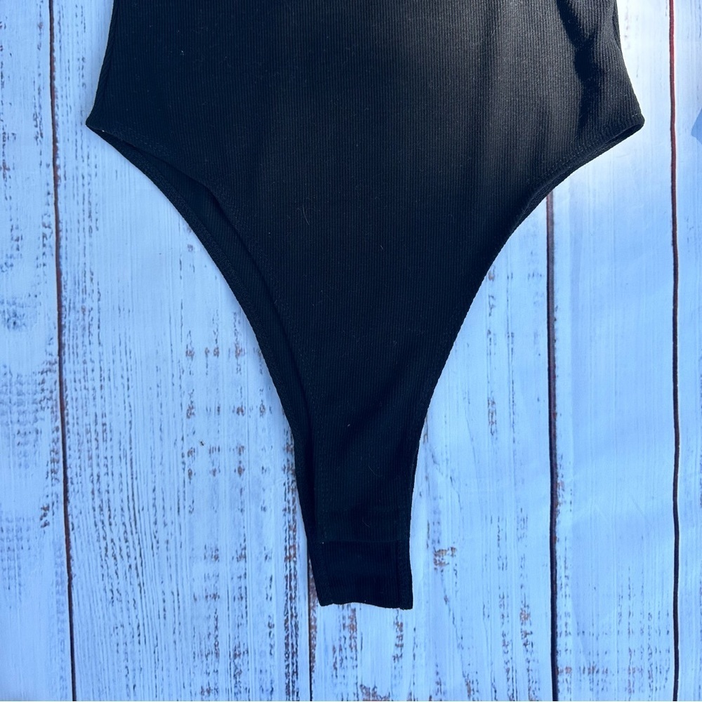Women’s Body Suit - Picture 2 of 3